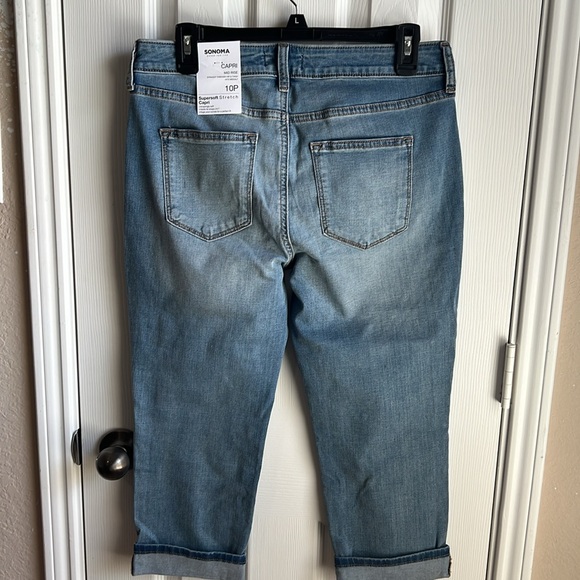 Sonoma Capris - Picture 2 of 6